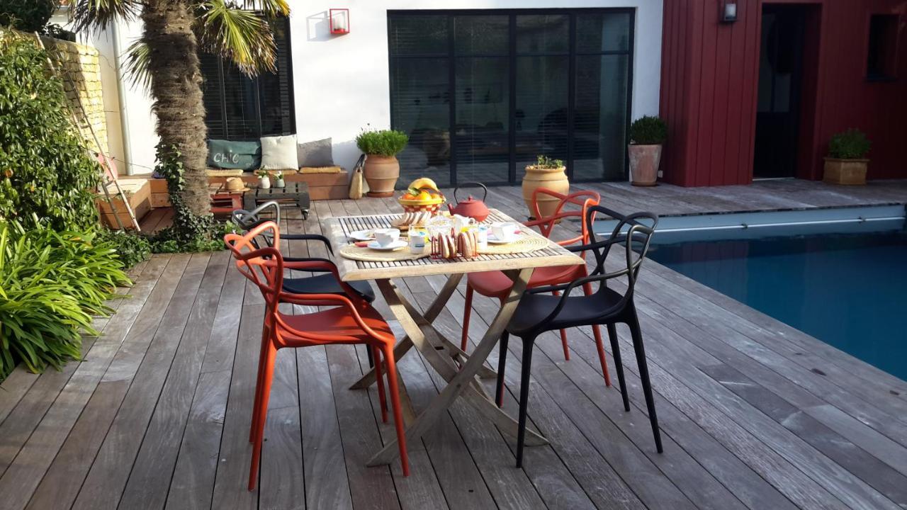 Bed and Breakfast Les Jardins De Clerjotte Saint-Martin-de-Ré Exterior foto