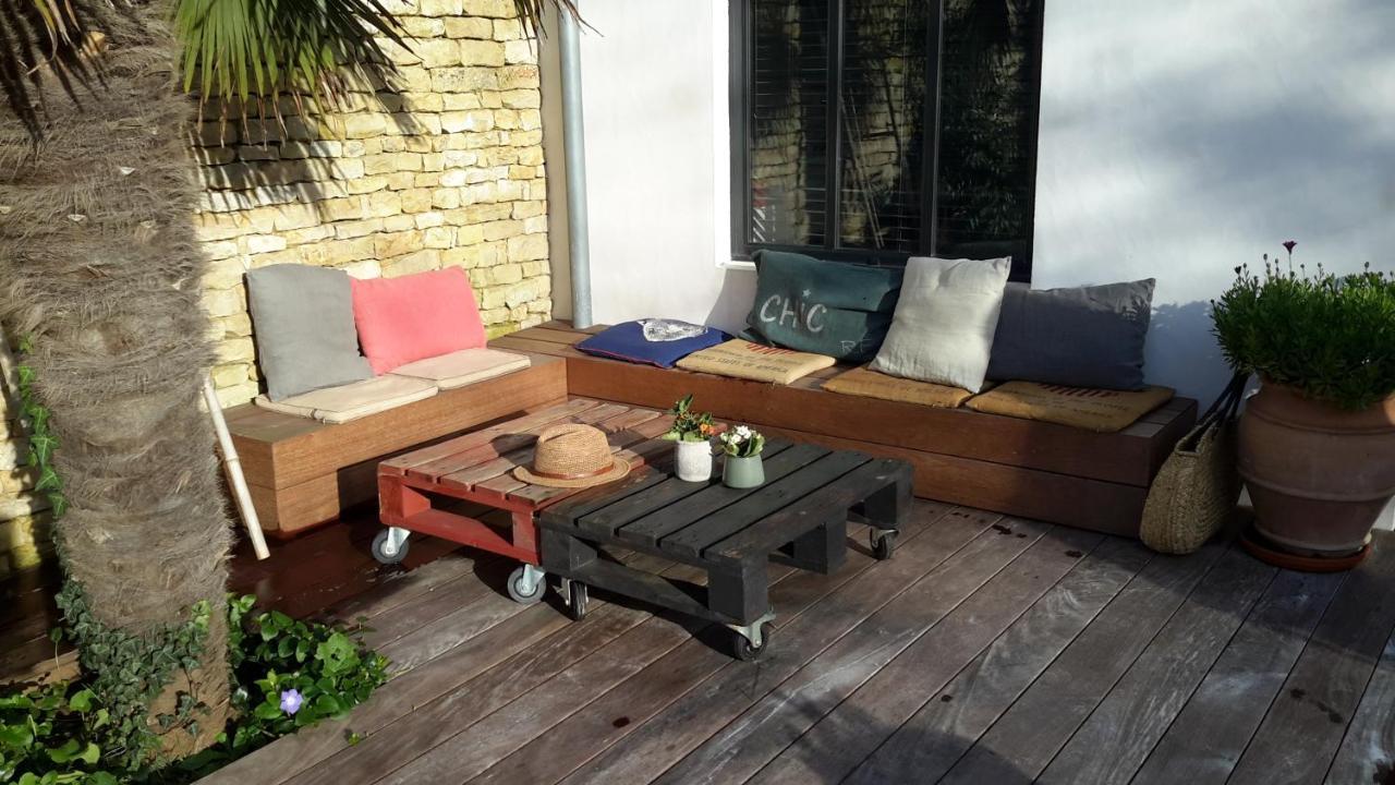 Bed and Breakfast Les Jardins De Clerjotte Saint-Martin-de-Ré Exterior foto