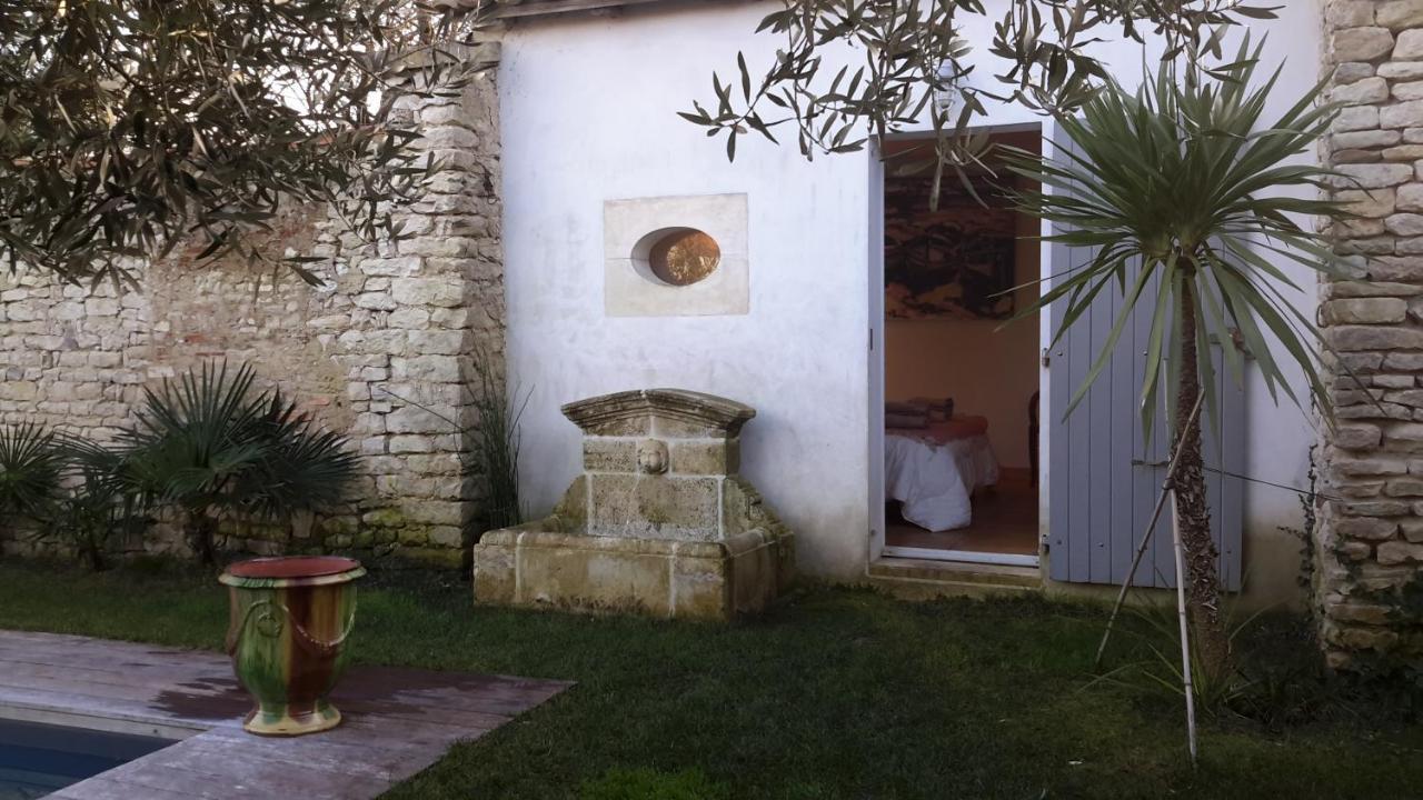 Bed and Breakfast Les Jardins De Clerjotte Saint-Martin-de-Ré Exterior foto