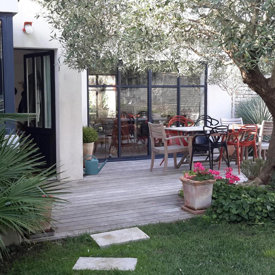Bed and Breakfast Les Jardins De Clerjotte Saint-Martin-de-Ré Exterior foto